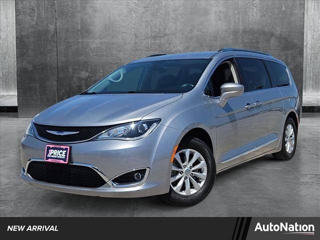 2019 Chrysler Pacifica Touring L — Minivan — 52,793 mi — North Richland Hills, TX