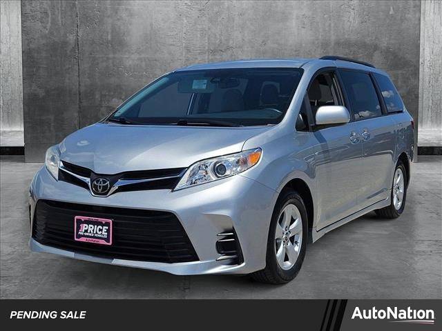 2019 Toyota Sienna LE — Minivan — 49,349 mi — North Richland Hills, TX