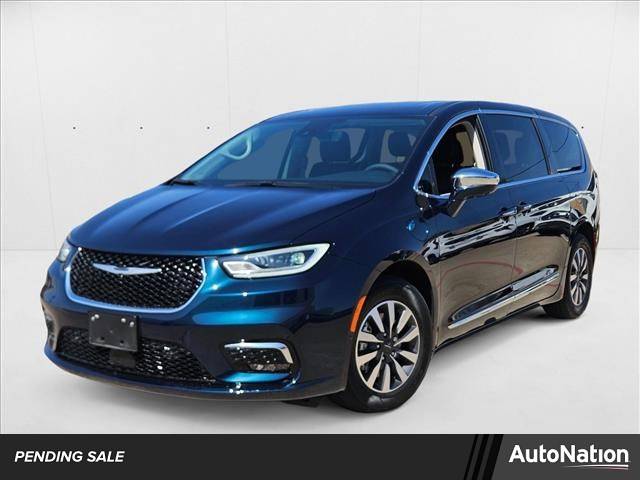 2022 Chrysler Pacifica Hybrid Limited — Minivan — 23,809 mi — North Richland Hills, TX