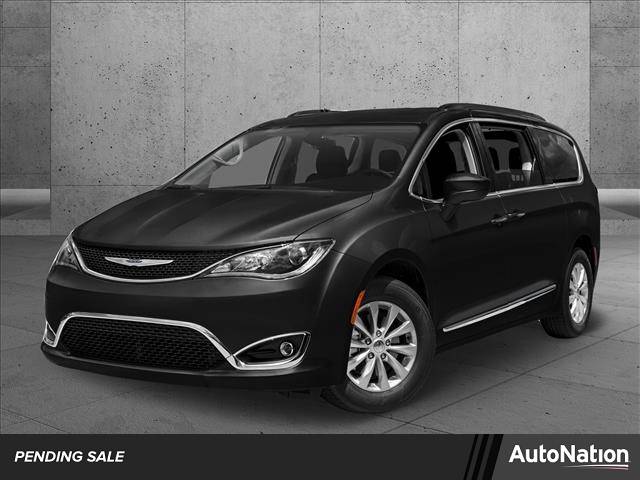 2017 Chrysler Pacifica Limited — Minivan — 143,997 mi — North Richland Hills, TX