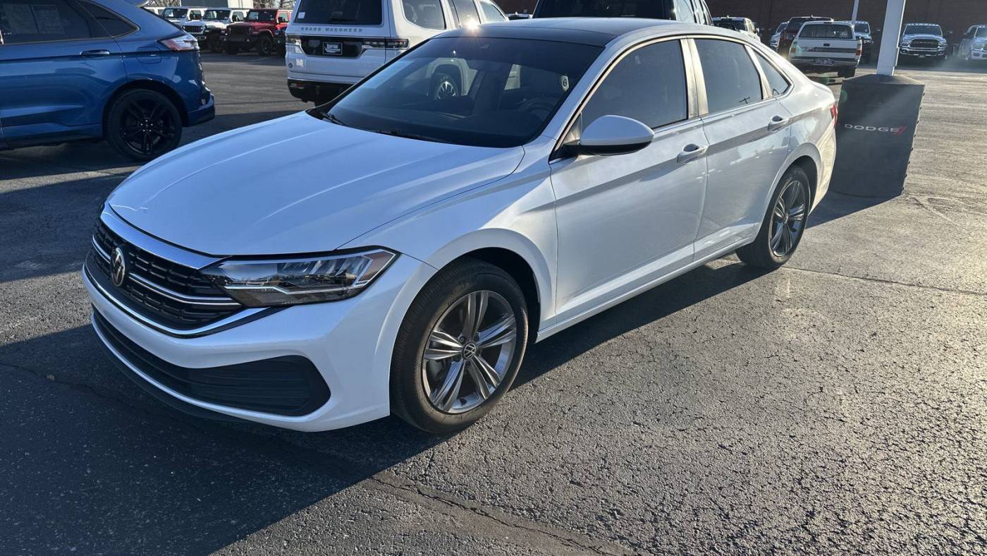 2023 Volkswagen Jetta SE — Sedan — 19,869 mi — Springfield, TN