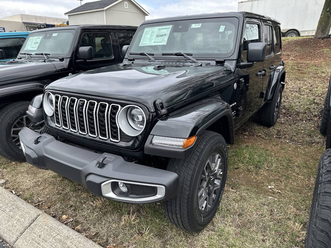 2024 Jeep Wrangler Sahara — SUV — 1,116 mi — Springfield, TN