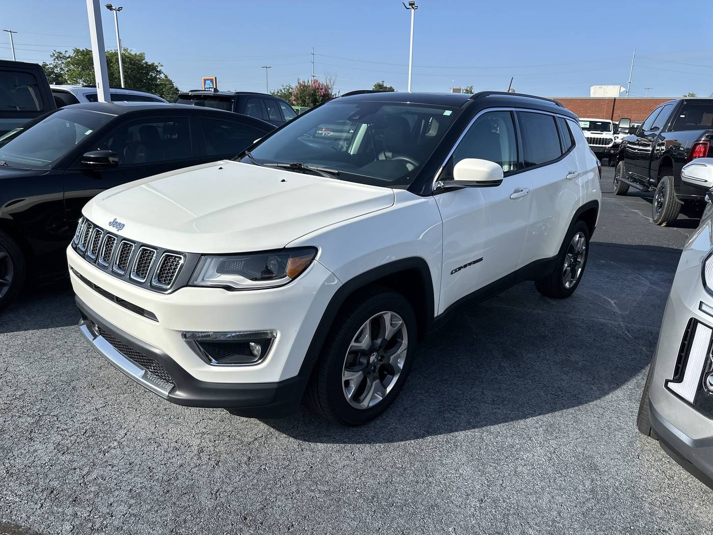 2018 Jeep Compass Limited — SUV — 121,569 mi — Springfield, TN