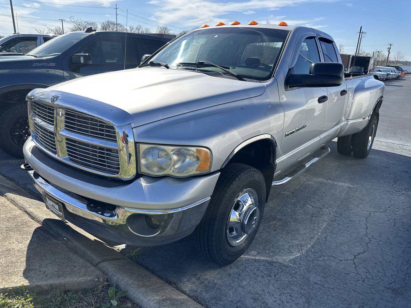 2004 Dodge Ram 3500 SLT — Pickup Truck — 275,683 mi — Springfield, TN