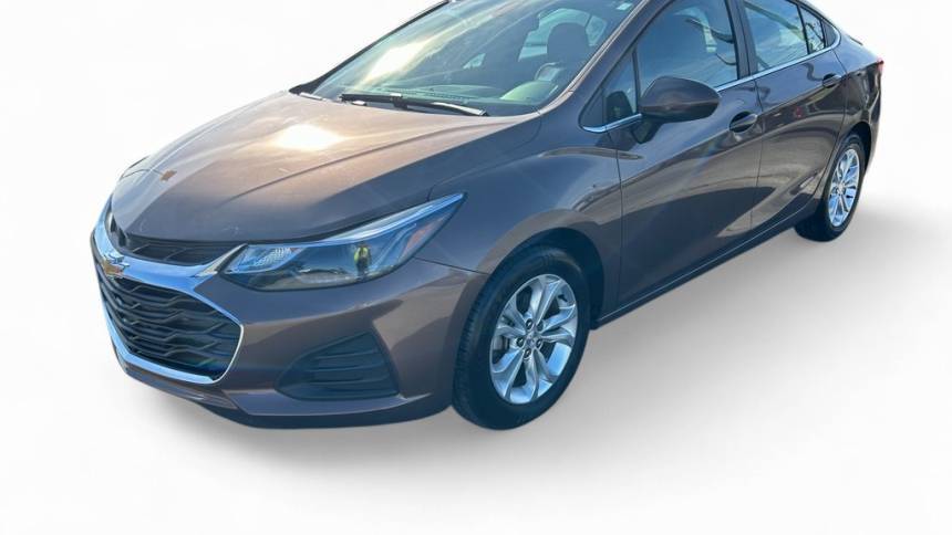 2019 Chevrolet Cruze LT — Sedan — 48,351 mi — Winchester, TN