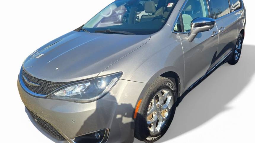 2017 Chrysler Pacifica Limited — Minivan — 133,076 mi — Winchester, TN
