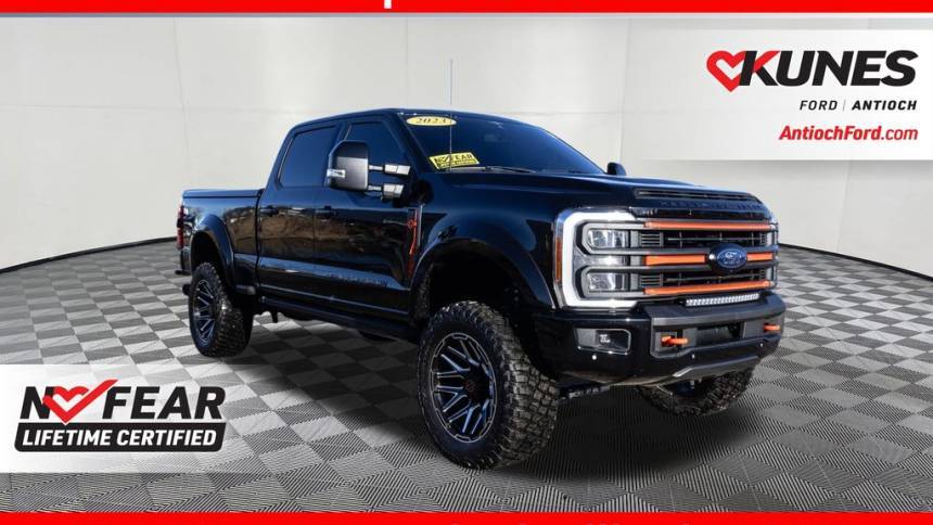 2023 Ford Super Duty F-250 LARIAT — Pickup Truck — 10,150 mi — Antioch, IL