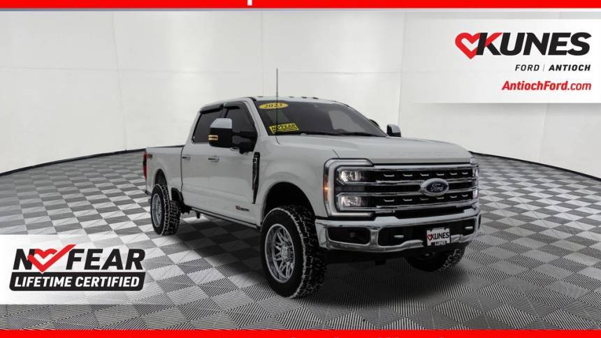 2023 Ford Super Duty F-250 LARIAT — Pickup Truck — 17,756 mi — Antioch, IL