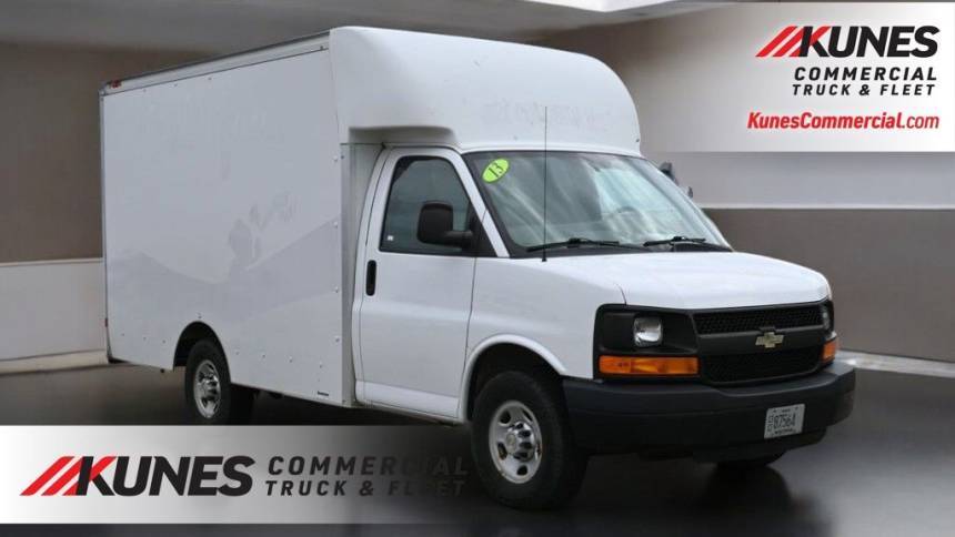 2013 Chevrolet Express Commercial Cutaway 3500 — Chassis Cab Truck — 118,969 mi — Antioch, IL