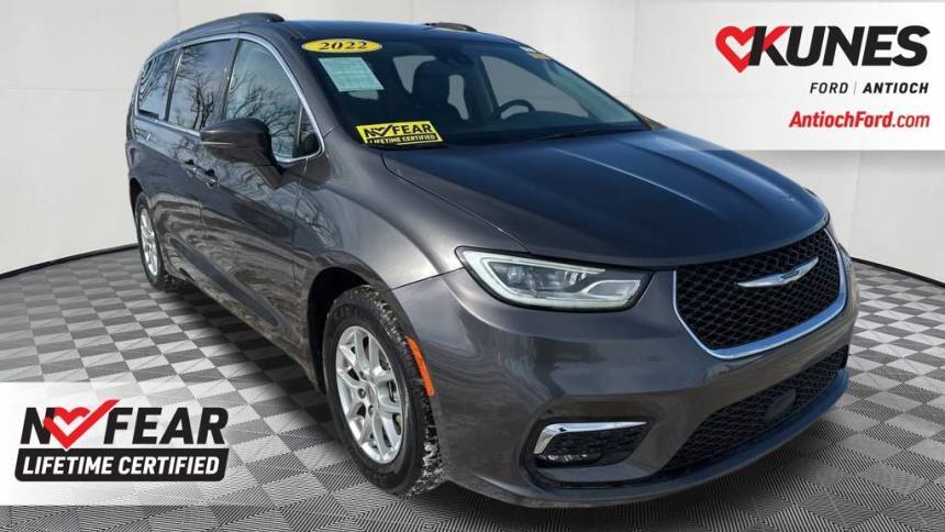 2022 Chrysler Pacifica Touring L — Minivan — 86,401 mi — Antioch, IL