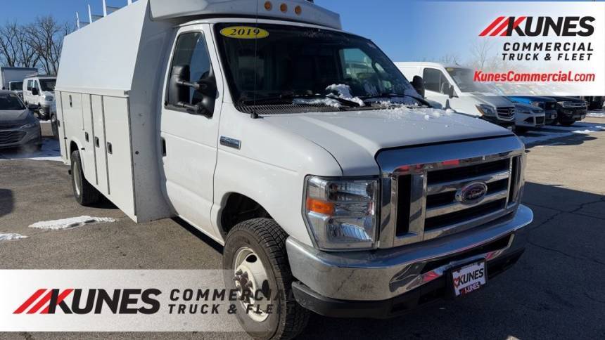2019 Ford E-Series Cutaway E-450 — Chassis Cab Truck — 109,485 mi — Antioch, IL