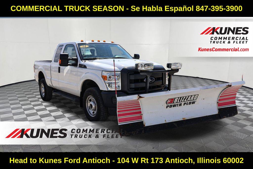 2014 Ford Super Duty F-350 XL — Pickup Truck — 37,596 mi — Antioch, IL