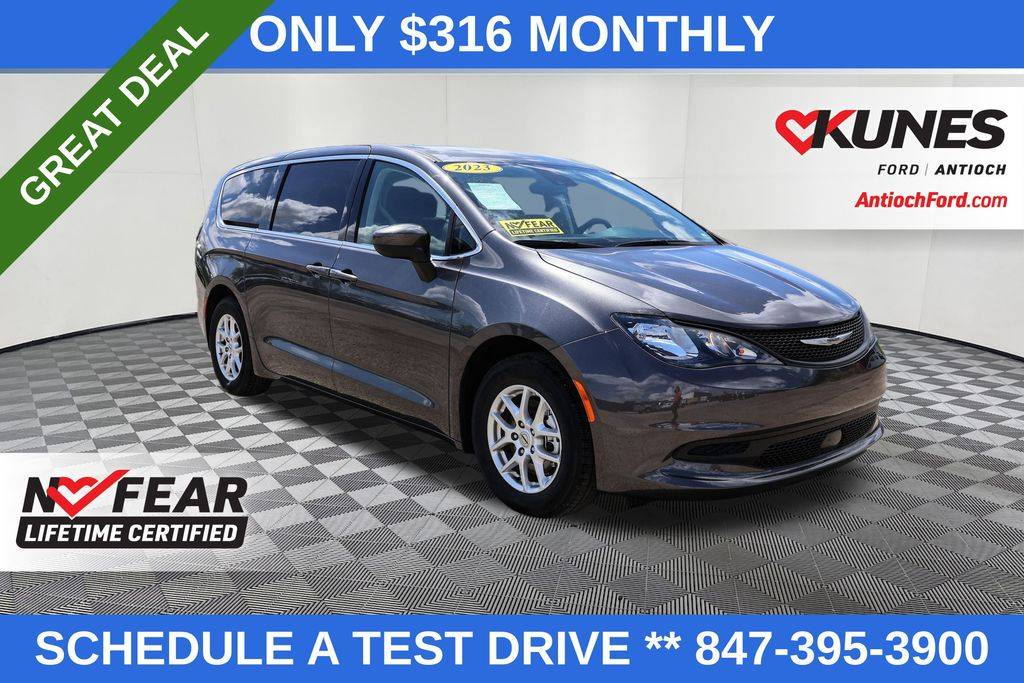 2023 Chrysler Voyager LX — Minivan — 72,341 mi — Antioch, IL