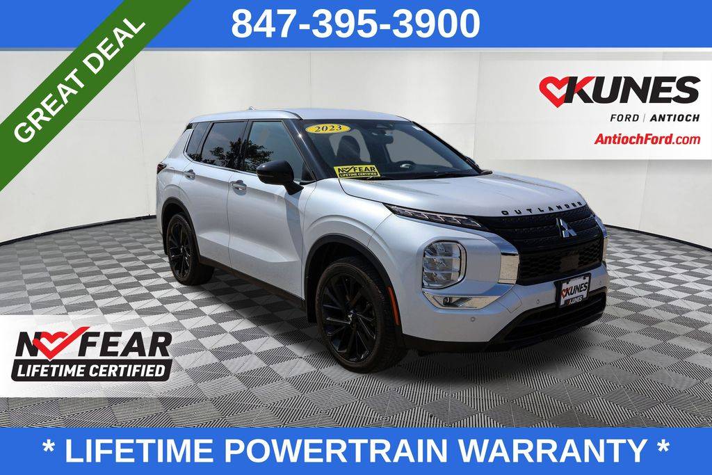 2023 Mitsubishi Outlander SE Black Edition — SUV — 33,531 mi — Antioch, IL