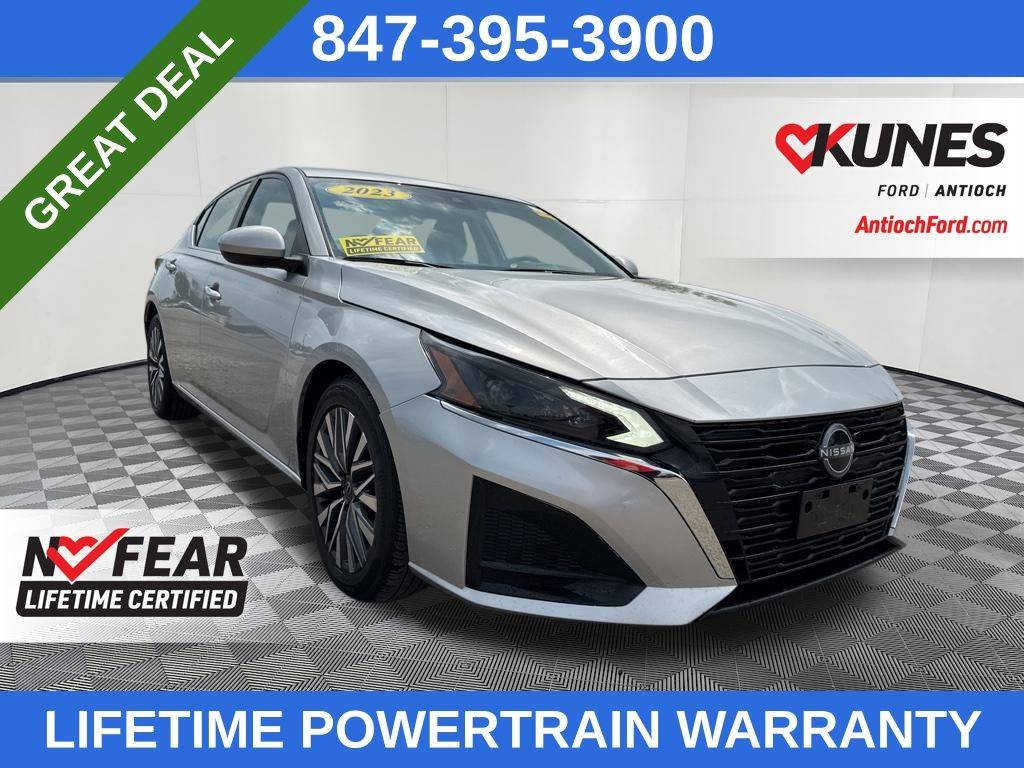 2023 Nissan Altima SV — Sedan — 72,480 mi — Antioch, IL