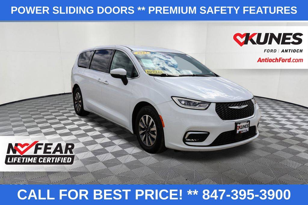 2023 Chrysler Pacifica Hybrid Touring L — Minivan — 54,191 mi — Antioch, IL
