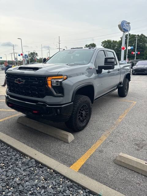 2024 Chevrolet Silverado 2500HD ZR2 — Pickup Truck — 21,958 mi — Valparaiso, IN