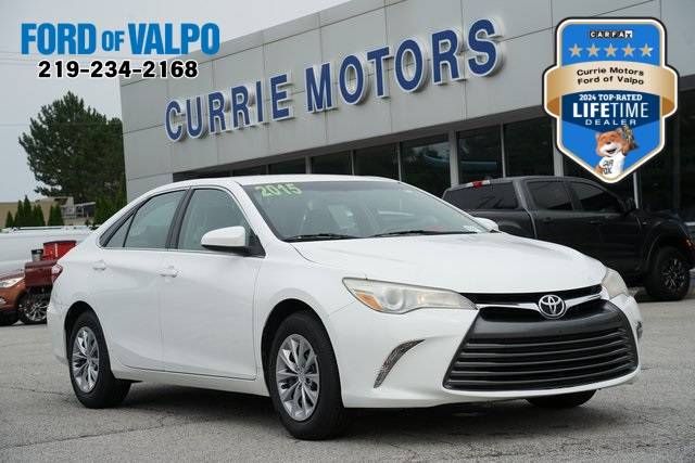 2015 Toyota Camry XLE — Sedan — 117,316 mi — Valparaiso, IN