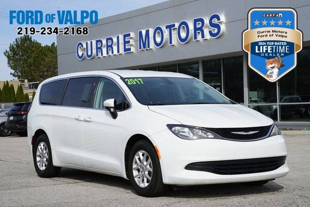 2017 Chrysler Pacifica Touring — Minivan — 49,706 mi — Valparaiso, IN