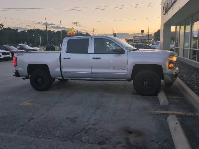 2015 Chevrolet Silverado 1500 LT — Pickup Truck — 114,445 mi — Valparaiso, IN