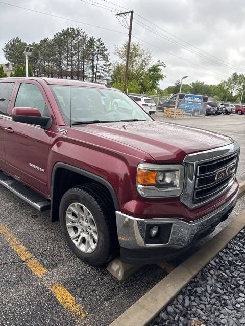 2014 GMC Sierra 1500 SLE — Pickup Truck — 157,404 mi — Valparaiso, IN
