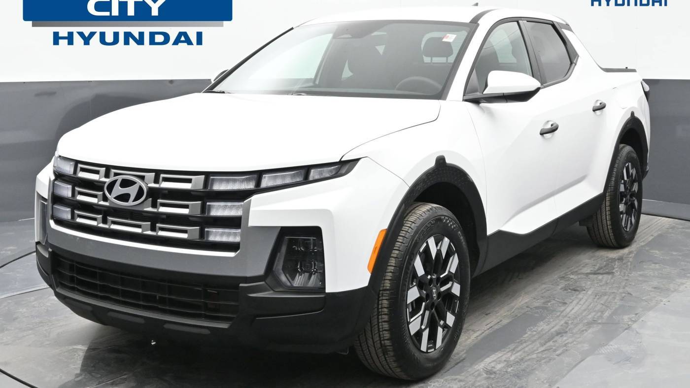 2025 Hyundai Santa Cruz SE — Pickup Truck — 1,873 mi — Michigan City, IN