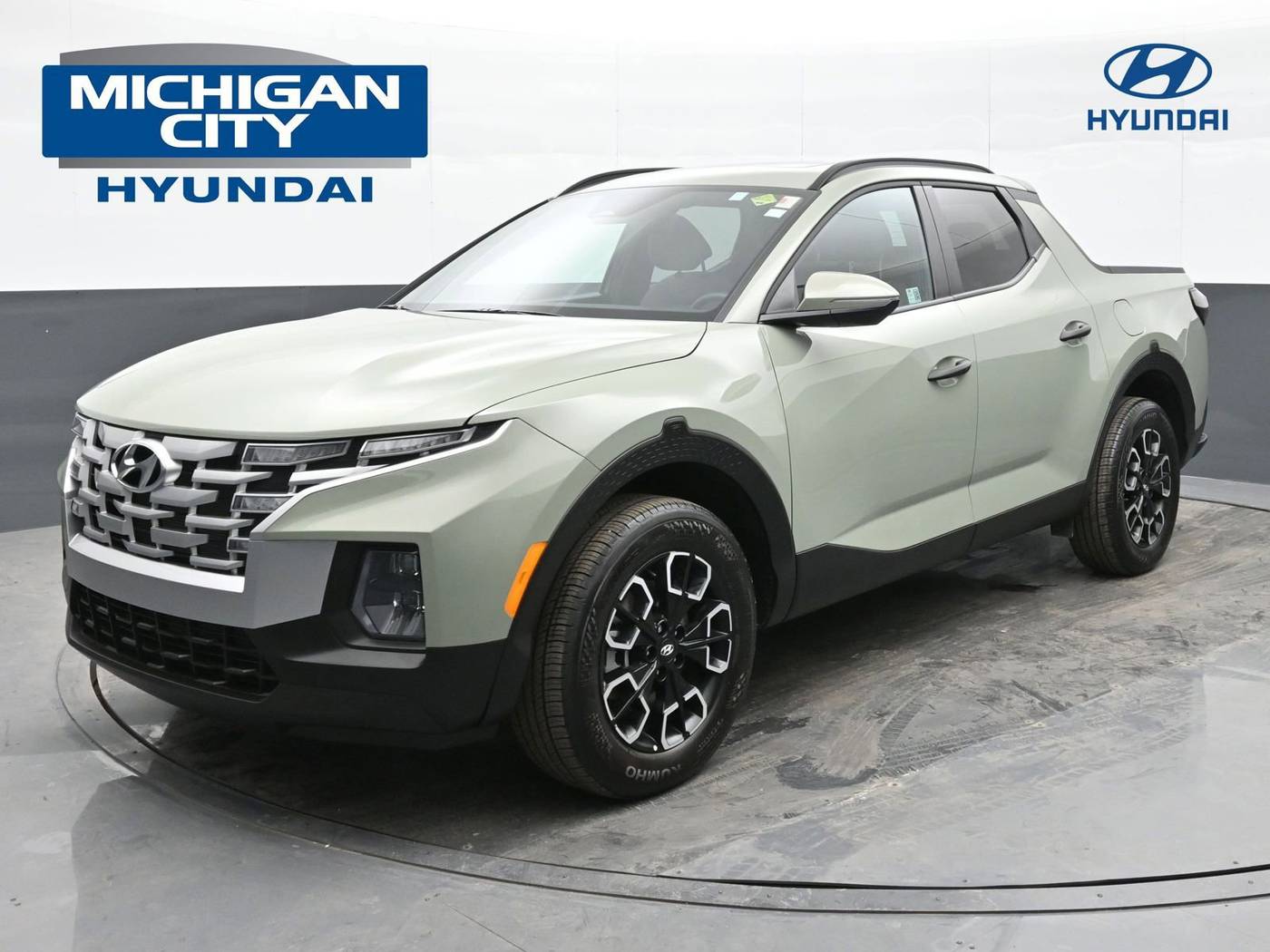 2024 Hyundai Santa Cruz SEL — Pickup Truck — 4,380 mi — Michigan City, IN