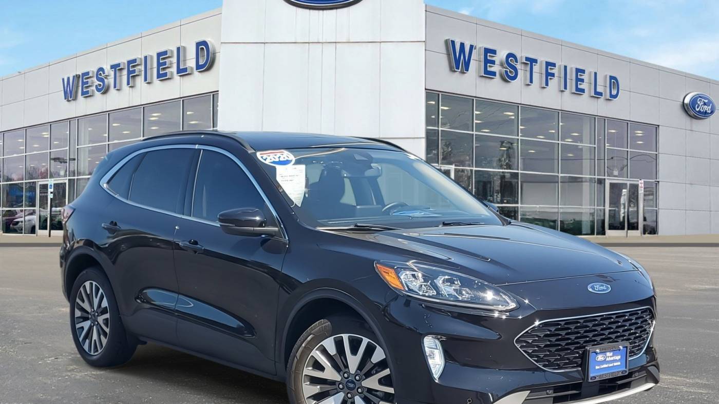 2020 Ford Escape Titanium — SUV — 33,412 mi — Countryside, IL
