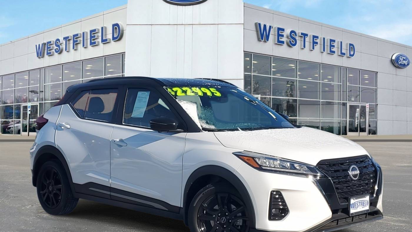 2023 Nissan Kicks SR — SUV — 20,956 mi — Countryside, IL