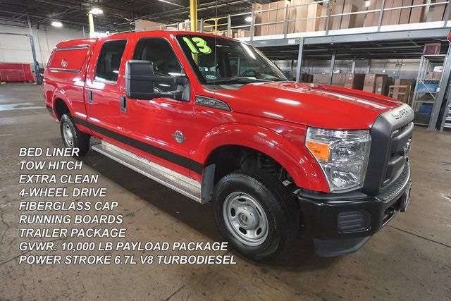 2013 Ford Super Duty F-250 XL — Pickup Truck — 32,910 mi — Bensenville, IL
