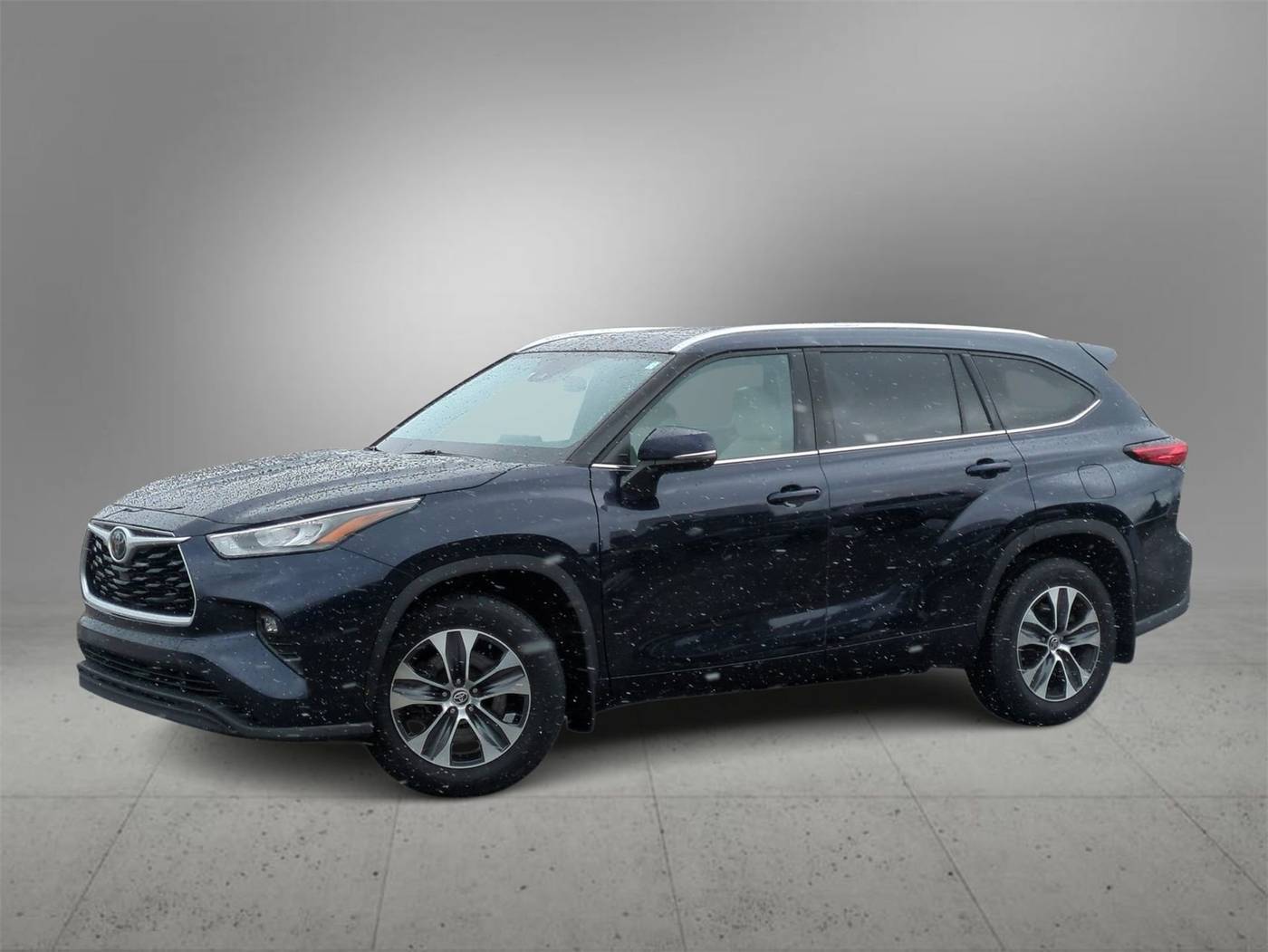 2020 Toyota Highlander XLE — SUV — 68,230 mi — Farmington Hills, MI