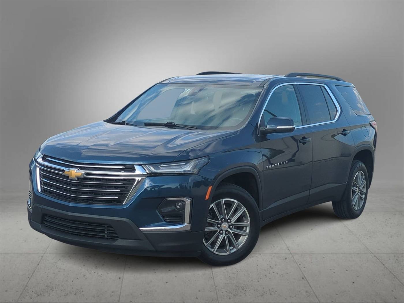 2023 Chevrolet Traverse LT Cloth — SUV — 80,494 mi — Farmington Hills, MI