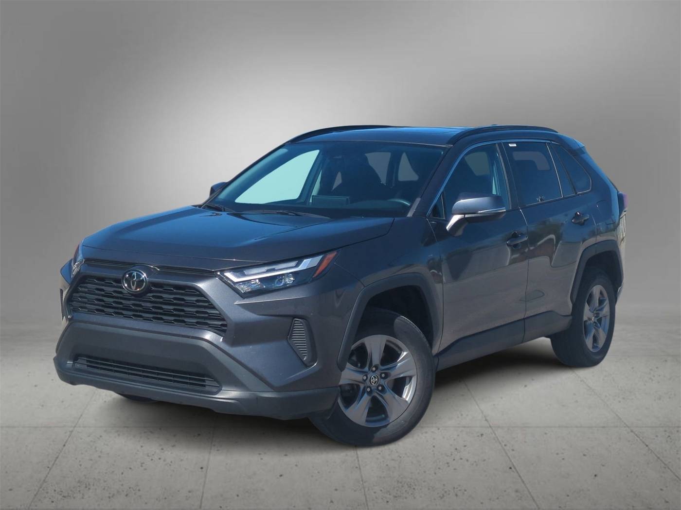 2023 Toyota RAV4 XLE — SUV — 31,127 mi — Farmington Hills, MI