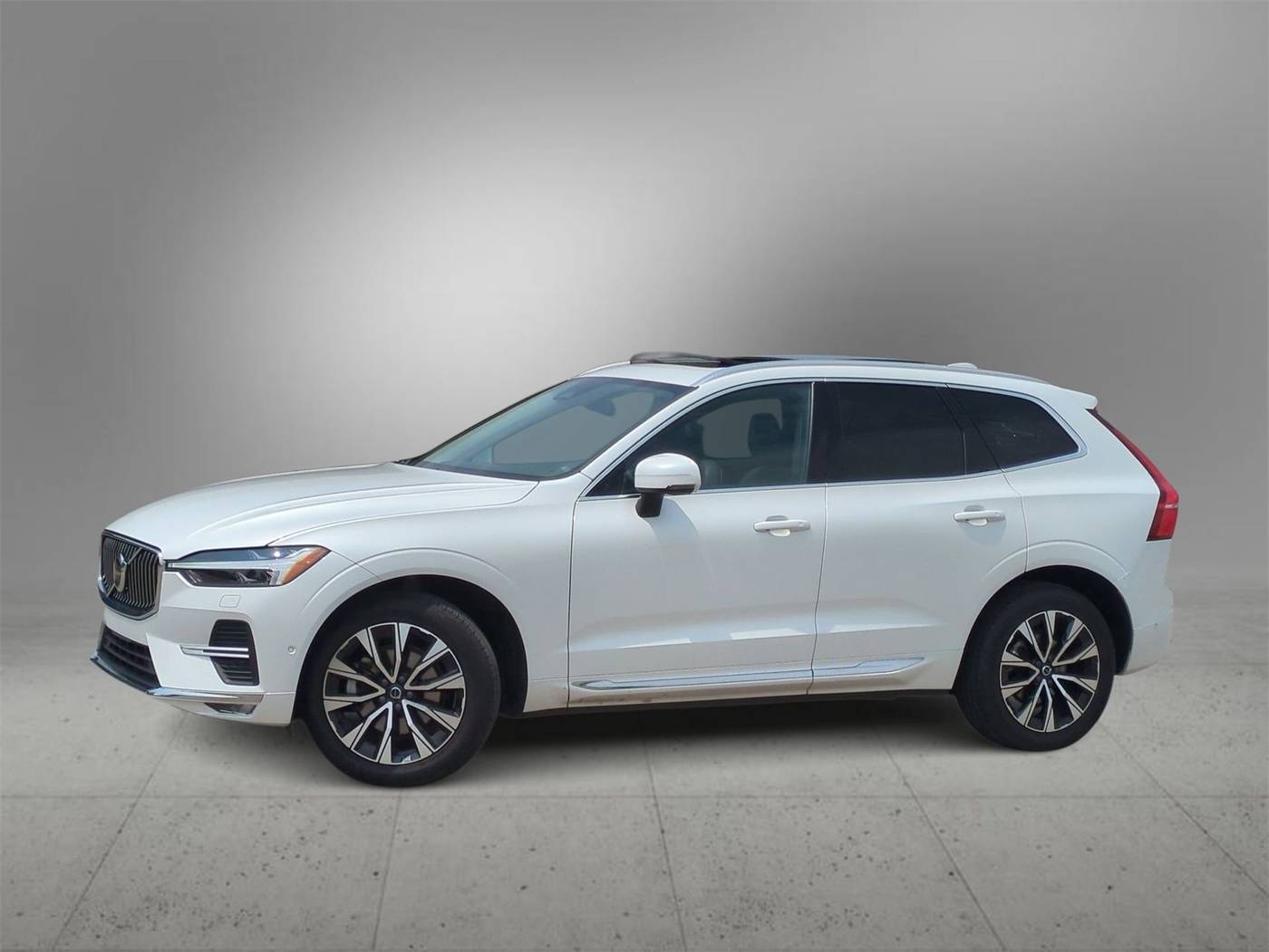 2023 Volvo XC60 Plus — SUV — 48,859 mi — Farmington Hills, MI