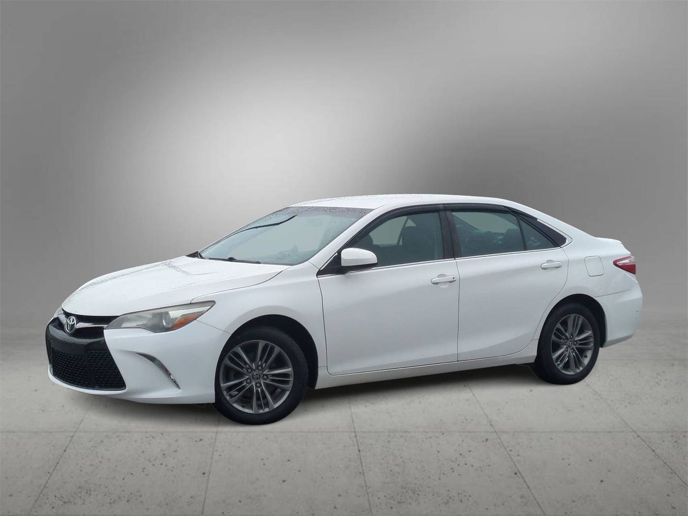 2015 Toyota Camry SE — Sedan — 98,161 mi — Farmington Hills, MI