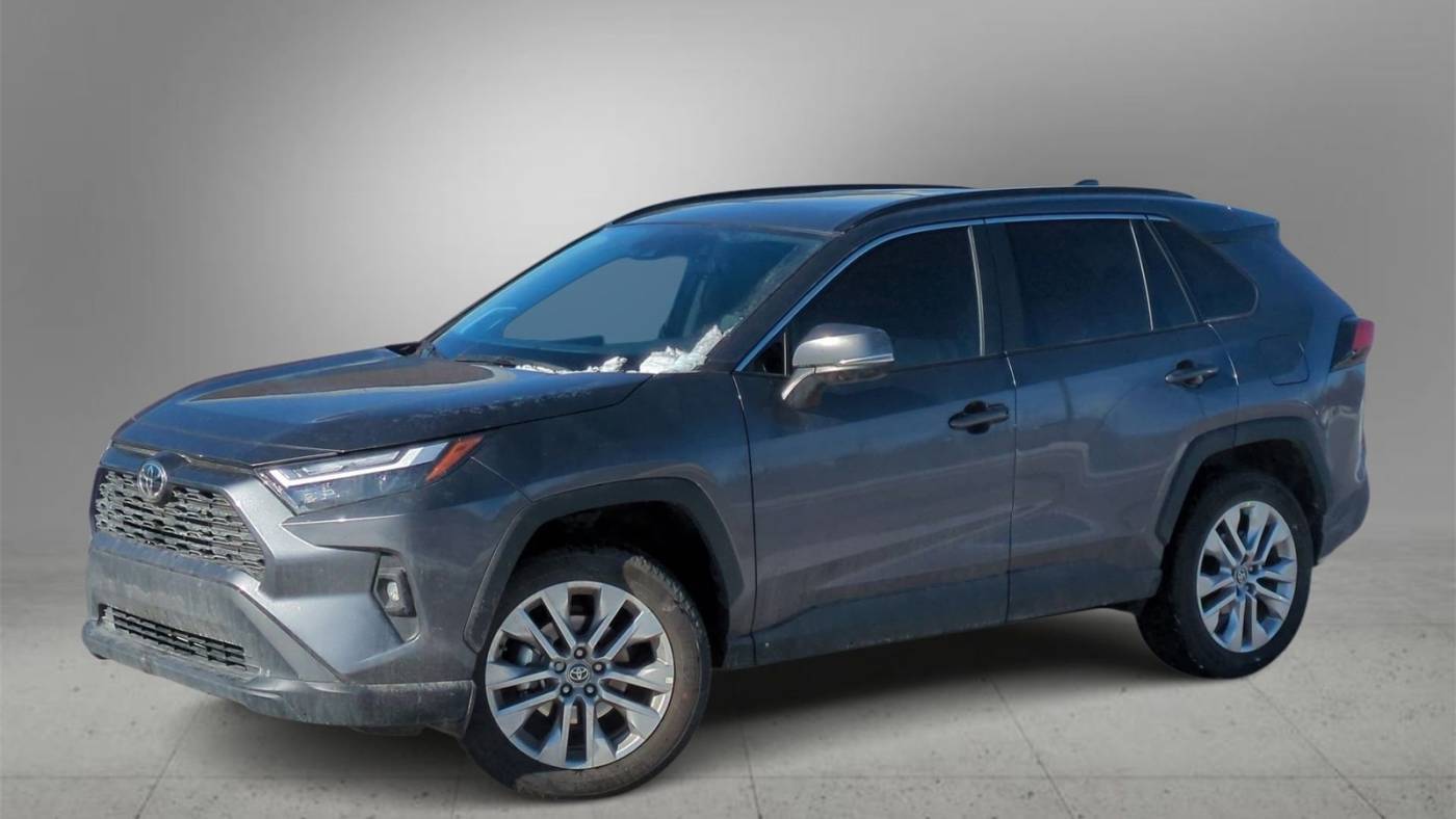 2024 Toyota RAV4 XLE Premium — SUV — 2,947 mi — Farmington Hills, MI