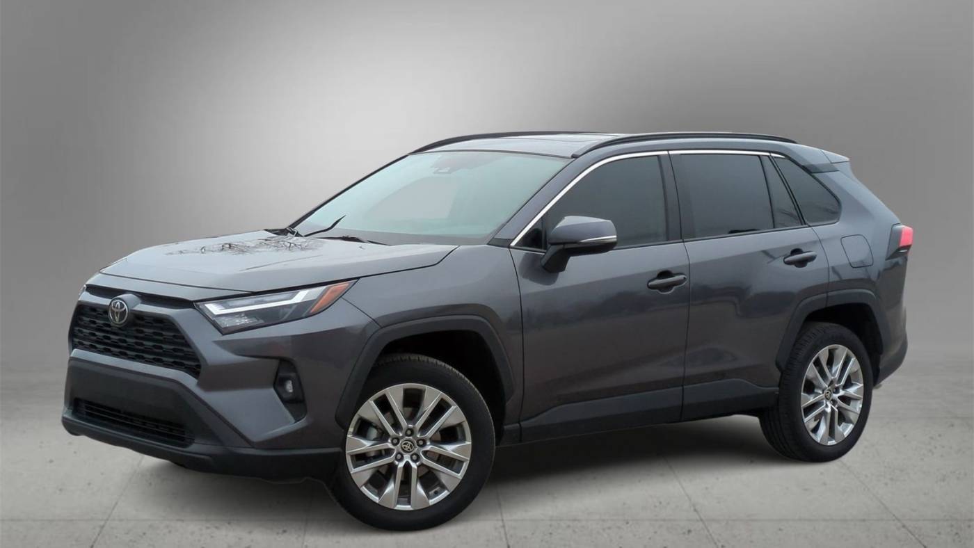 2024 Toyota RAV4 XLE Premium — SUV — 14,023 mi — Farmington Hills, MI