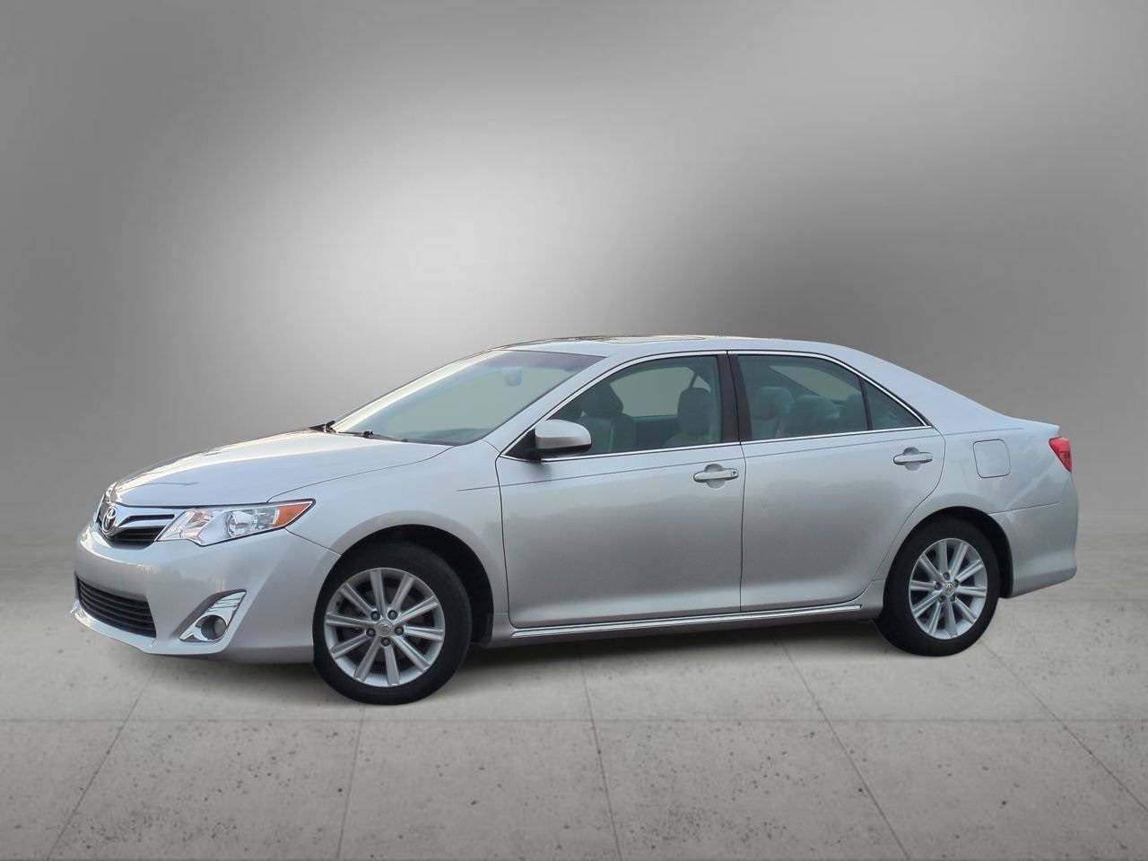 2014 Toyota Camry L — Sedan — 82,667 mi — Farmington Hills, MI