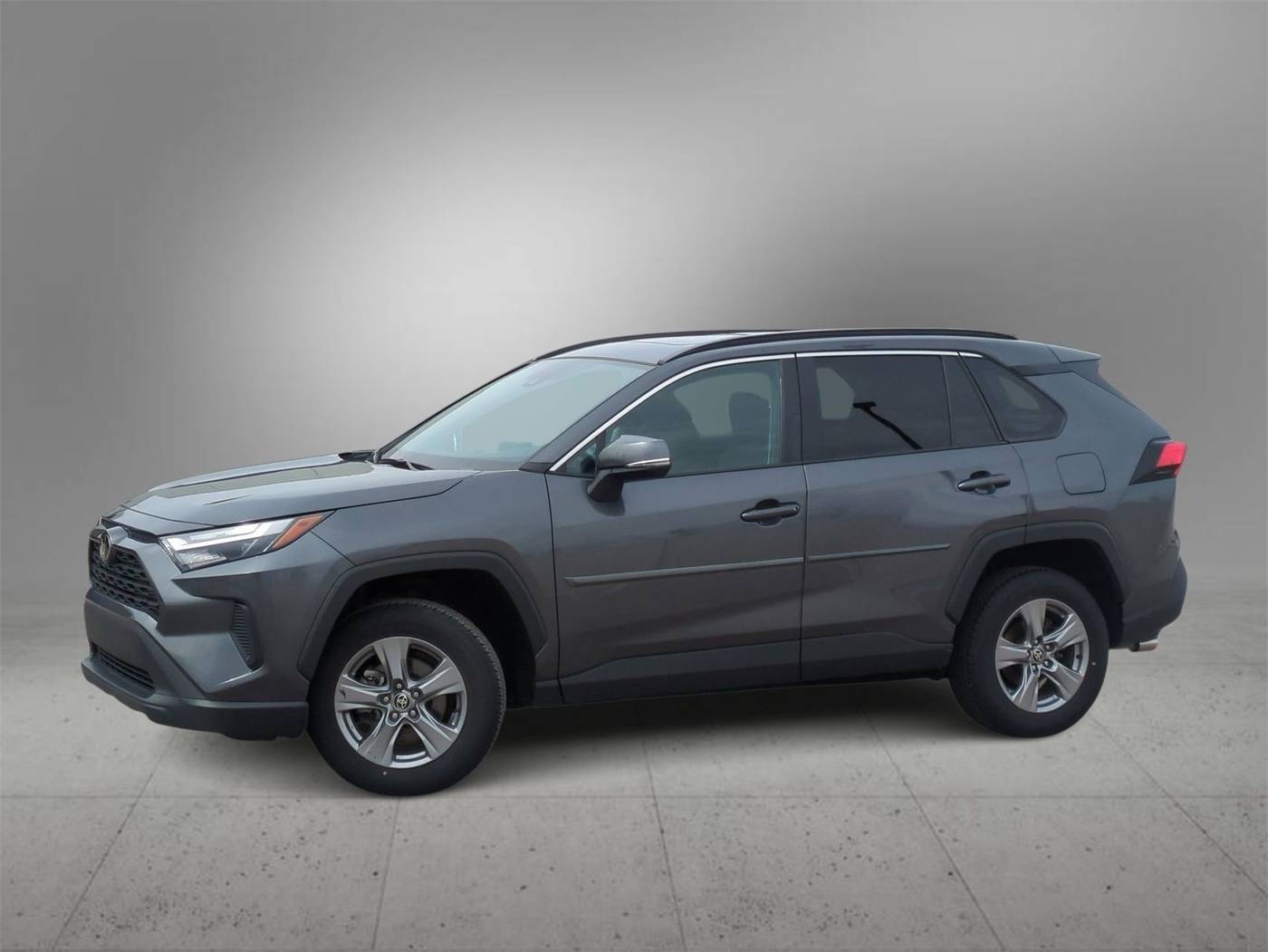 2022 Toyota RAV4 XLE — SUV — 31,069 mi — Farmington Hills, MI