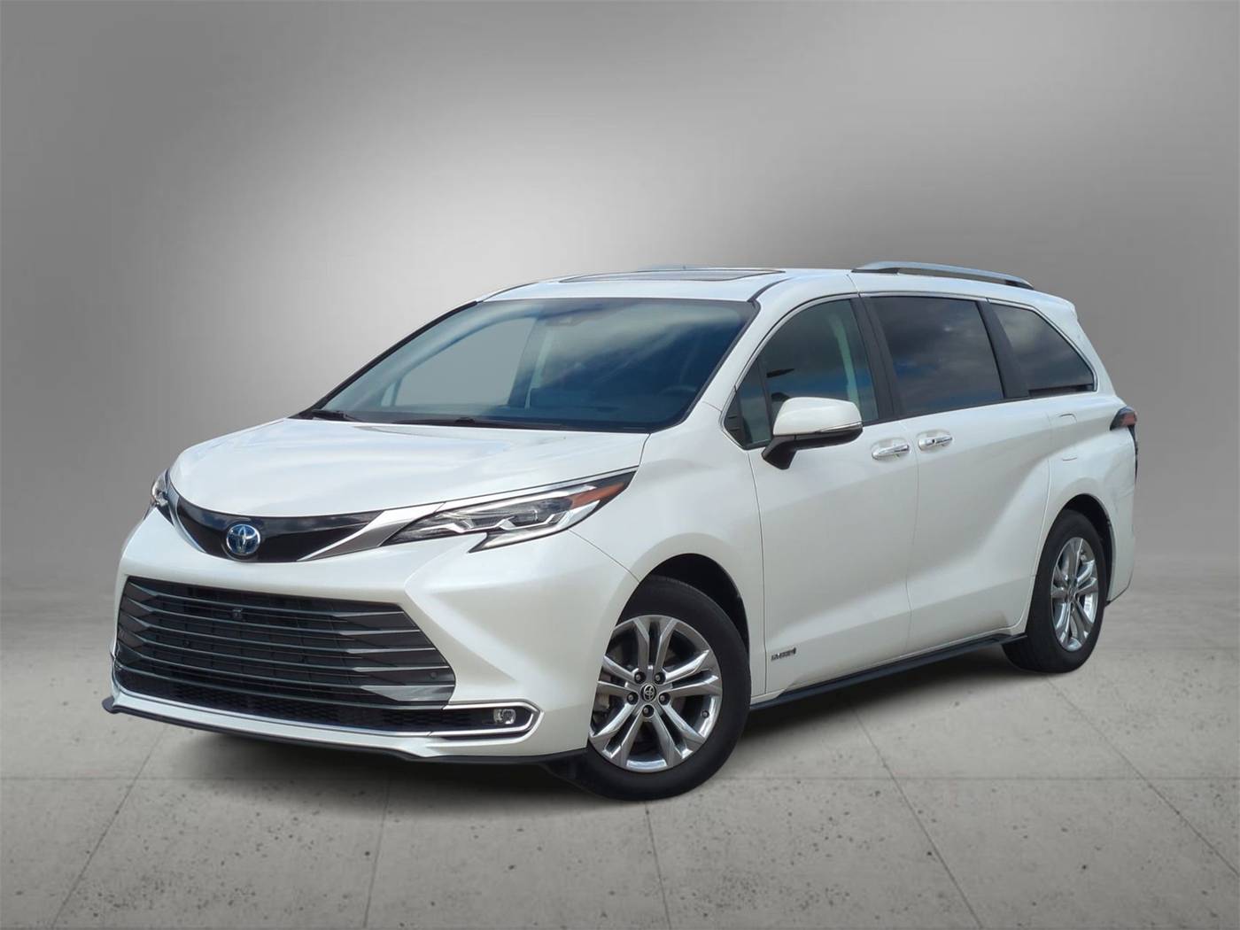 2021 Toyota Sienna Platinum — Minivan — 35,864 mi — Farmington Hills, MI