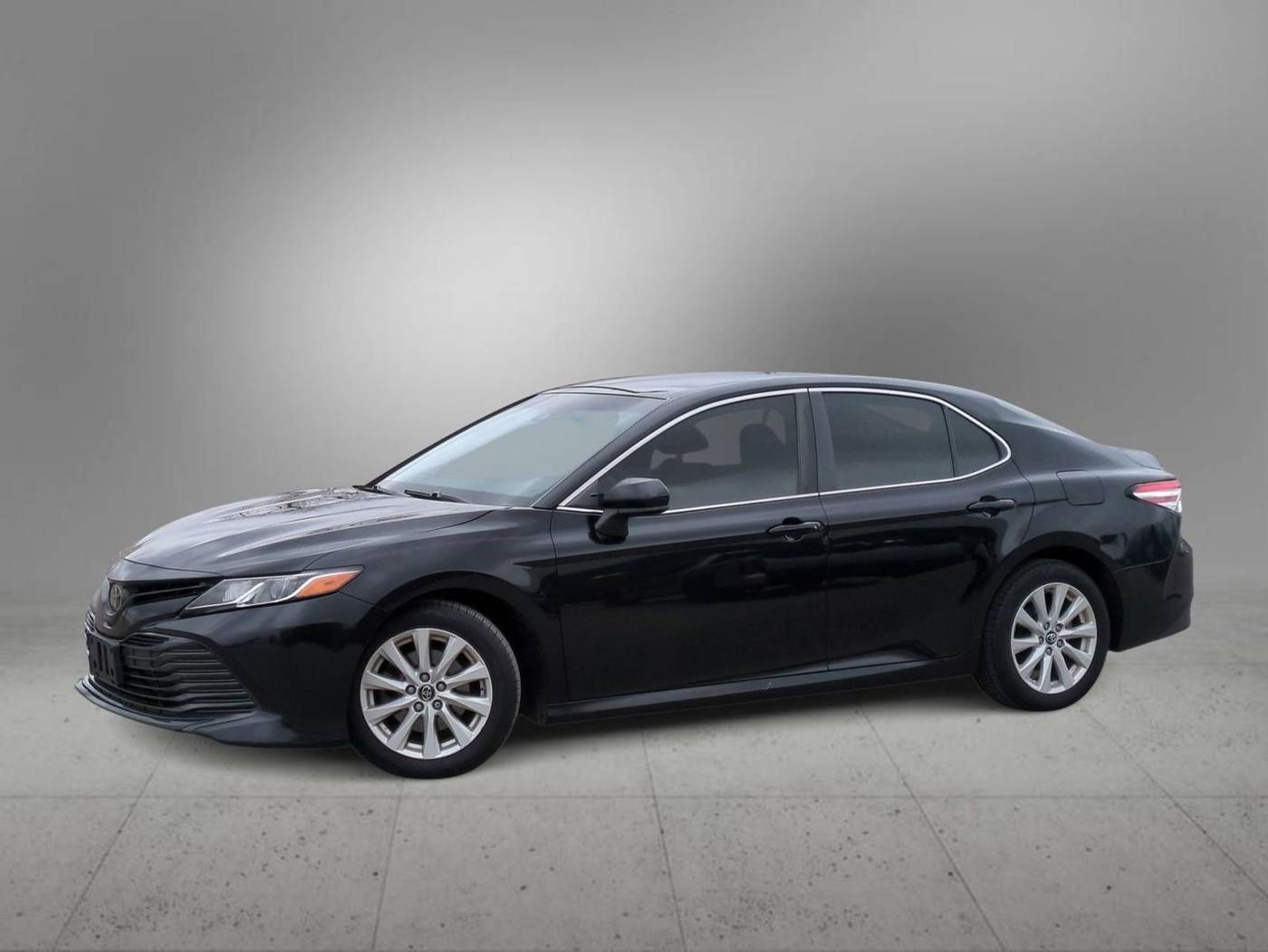 2018 Toyota Camry L — Sedan — 83,848 mi — Farmington Hills, MI