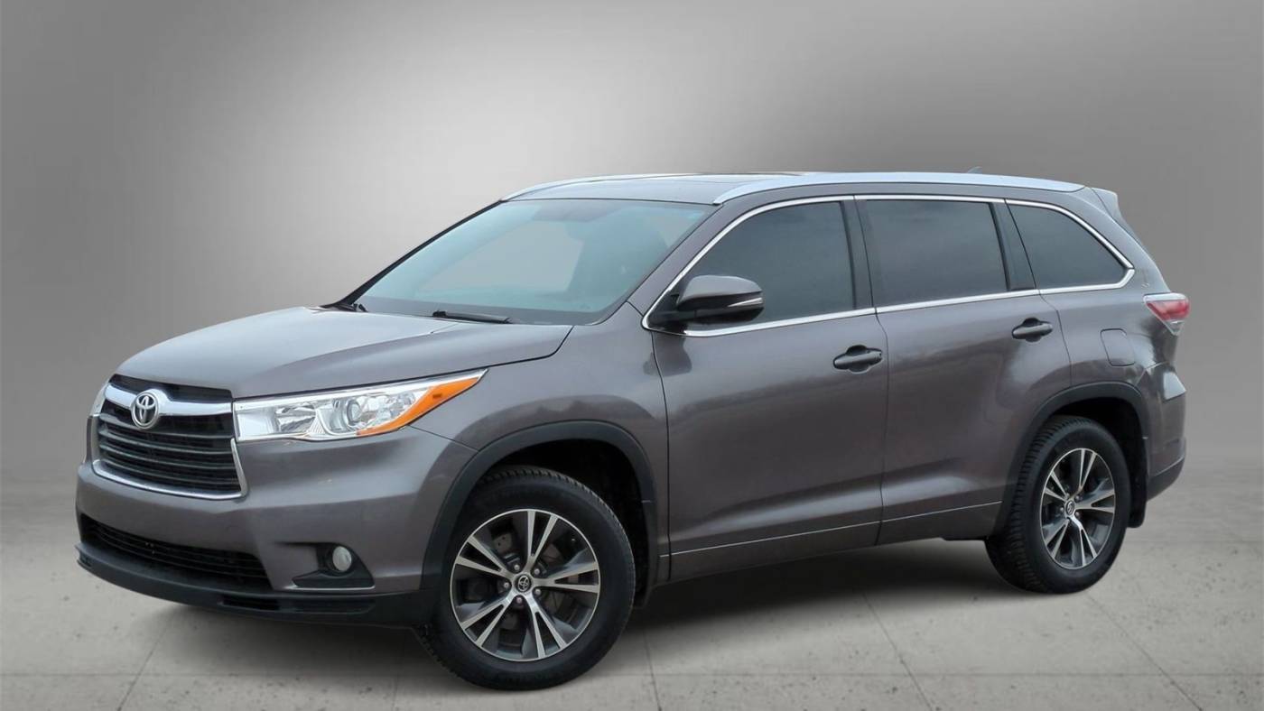 2016 Toyota Highlander XLE — SUV — 158,542 mi — Farmington Hills, MI