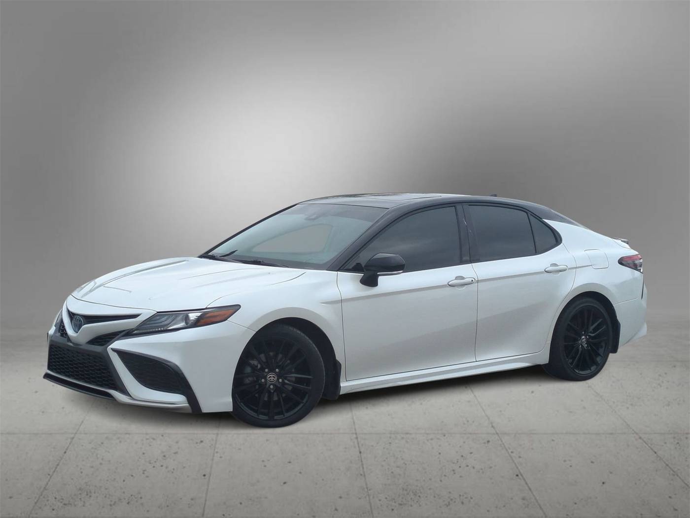 2022 Toyota Camry Hybrid XSE — Sedan — 51,036 mi — Farmington Hills, MI
