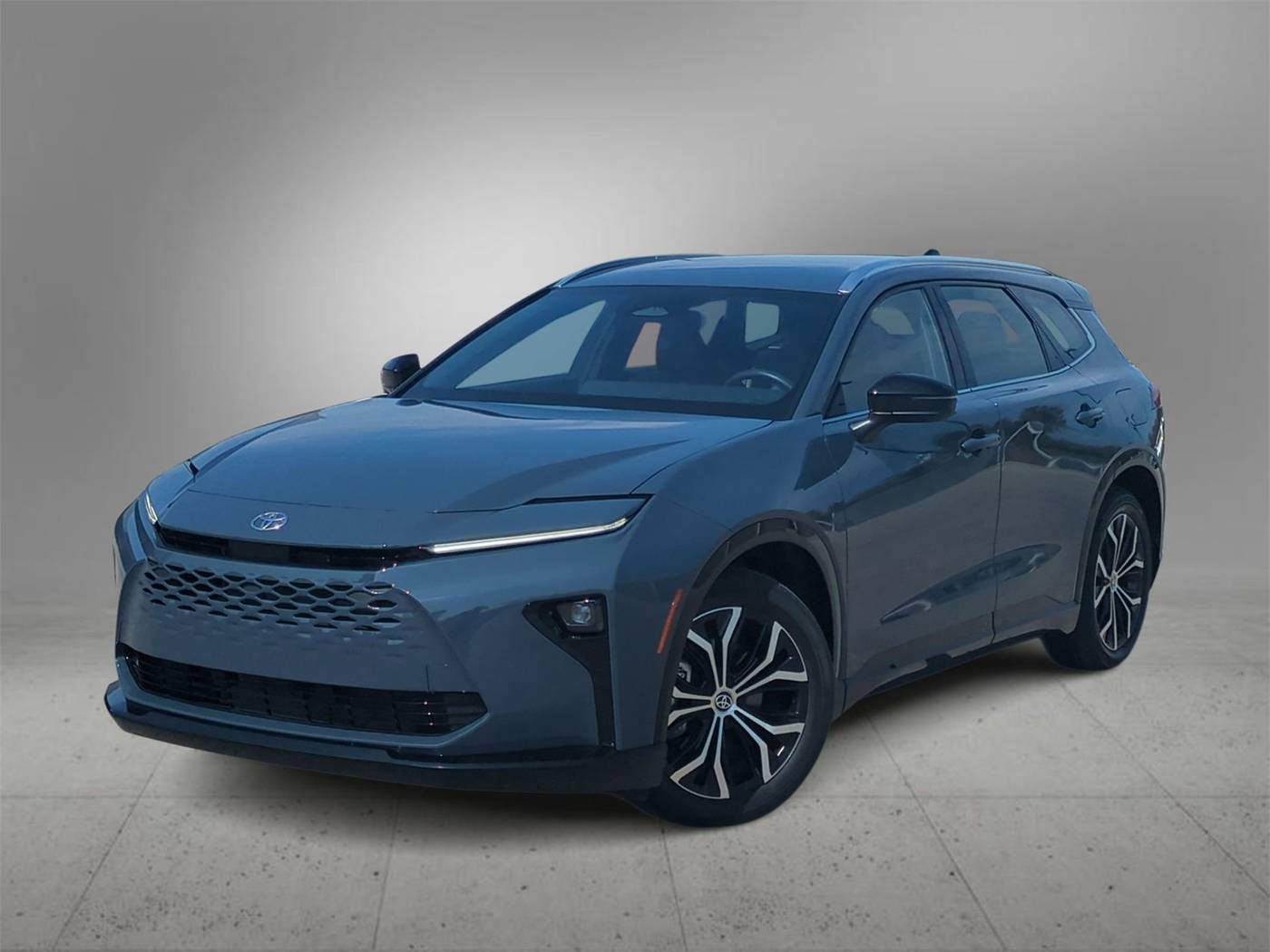 2025 Toyota Crown Signia XLE — SUV — 10,210 mi — Farmington Hills, MI