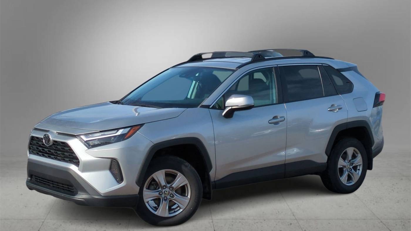 2022 Toyota RAV4 XLE — SUV — 50,998 mi — Farmington Hills, MI