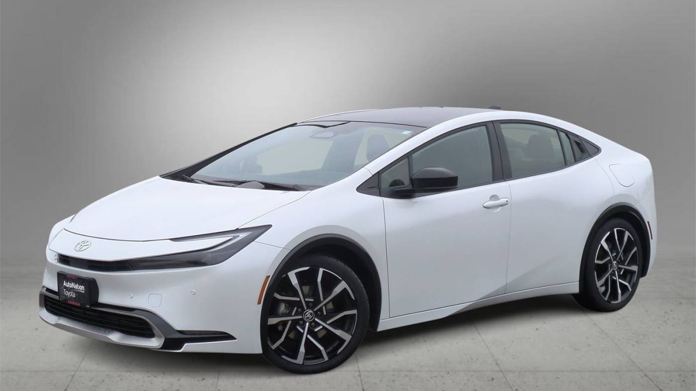 2024 Toyota Prius Prime XSE Premium — Hatchback — 5,928 mi — Farmington Hills, MI