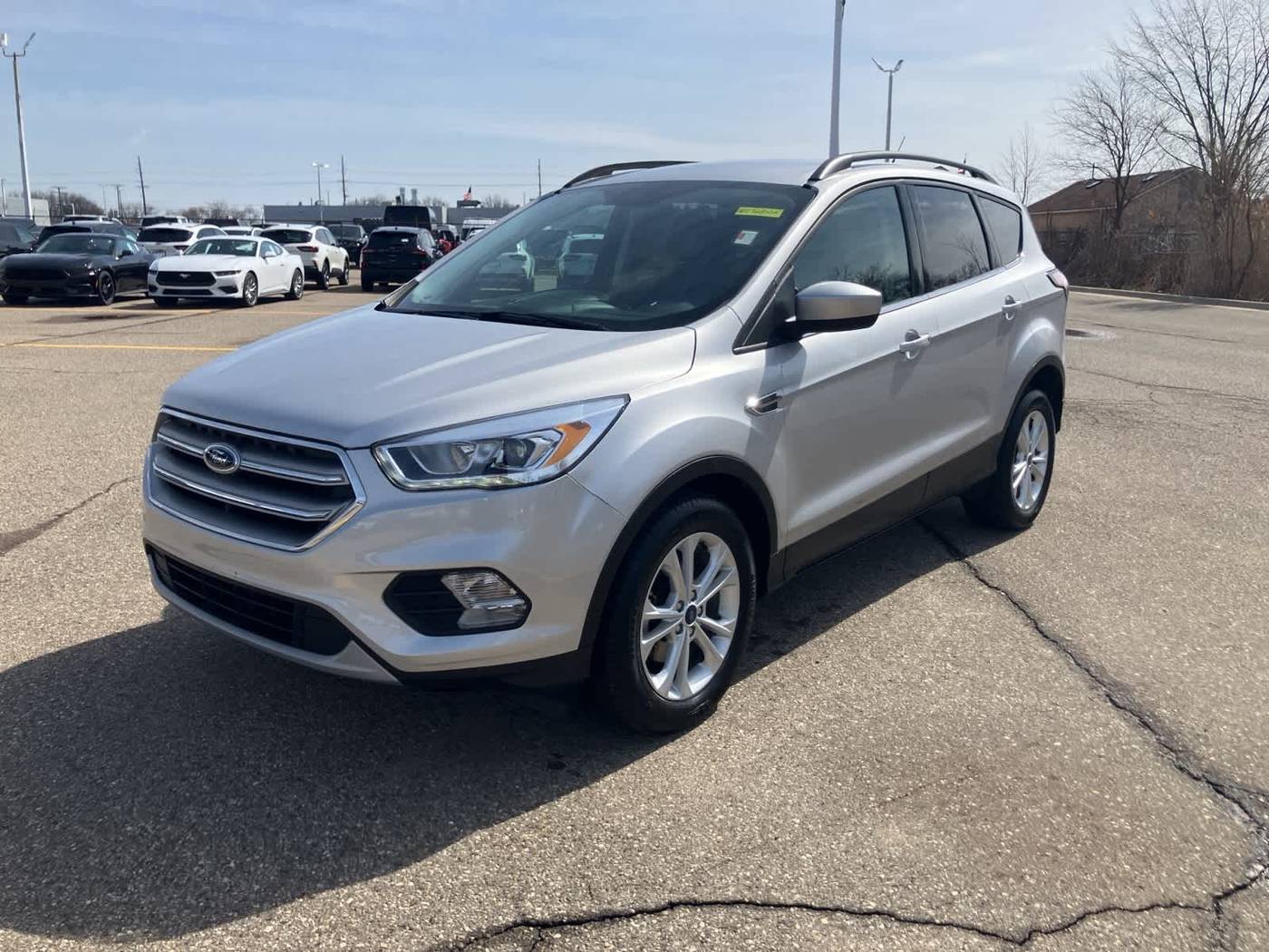 2017 Ford Escape SE — SUV — 22,880 mi — Sterling Heights, MI