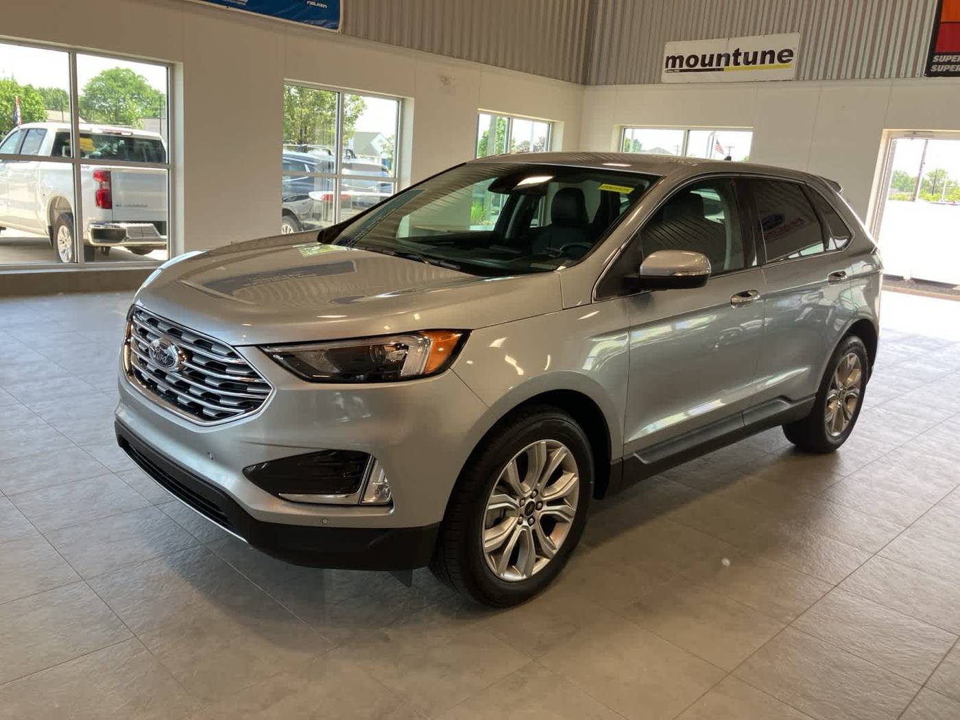 2024 Ford Edge Titanium — SUV — 32,256 mi — Sterling Heights, MI