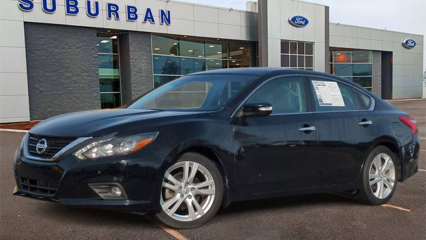 2017 Nissan Altima 3.5 SL — Sedan — 76,719 mi — Sterling Heights, MI