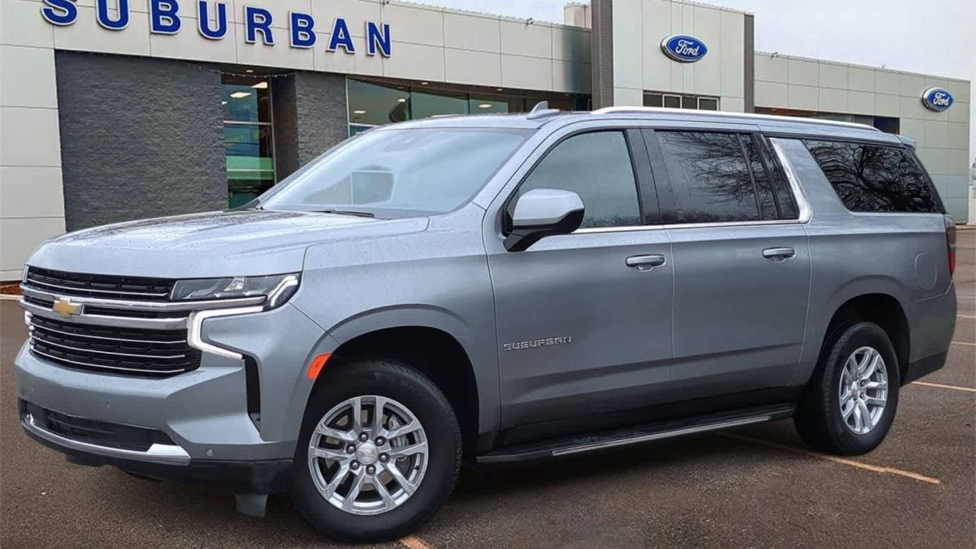 2023 Chevrolet Suburban LT — SUV — 56,676 mi — Sterling Heights, MI